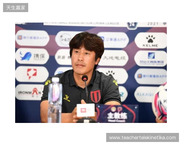 成都蓉城前主帅徐正源近况。和每年假期时一样，徐正...