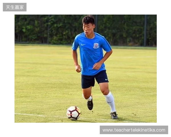 朱辰杰：自己在国家队算中生代球员，希望分享一些经验给年轻球员