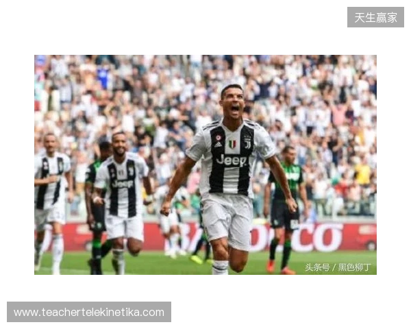 法兰克福内讧:球员场上互喷,并质疑主帅为何领先还要狂攻