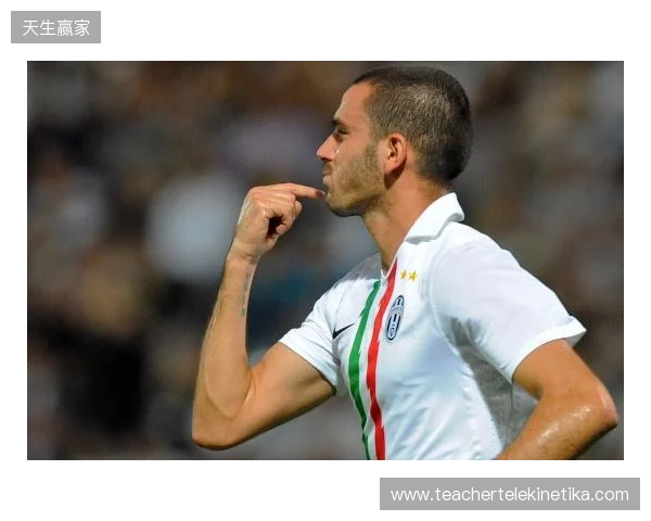 努内斯：我全家人都不喜欢输；我从不看任何边后卫的视频