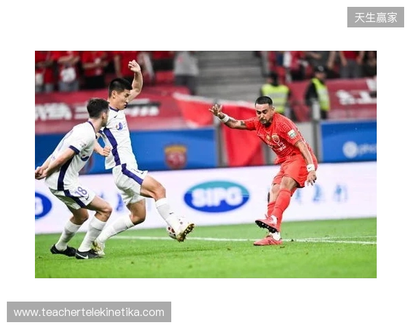 海港1-1津门虎送后者6轮不胜 莱昂纳多破门 哈达斯点射扳平