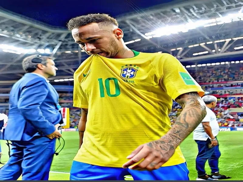 卡塞米罗:内马尔已是第四届世界杯,巴西都希望他恢复健康